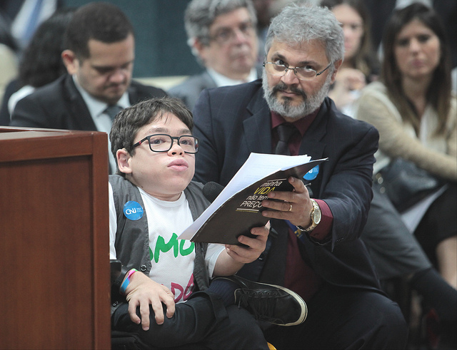 Patrick Dornelles Pires em depoimento na audiu00eancia pu00fablica sobre judicializau00e7u00e3o da Sau00fade. FOTO: Gil Ferreira/Agu00eancia CNJ