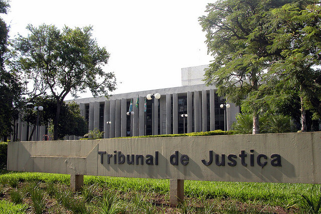 Artigo analisa evolução institucional do TJMS com base no Justiça em Números