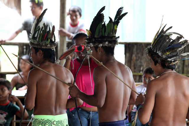 Você está visualizando atualmente Tribunal leva serviços a indígenas da fronteira entre Amazonas e Roraima