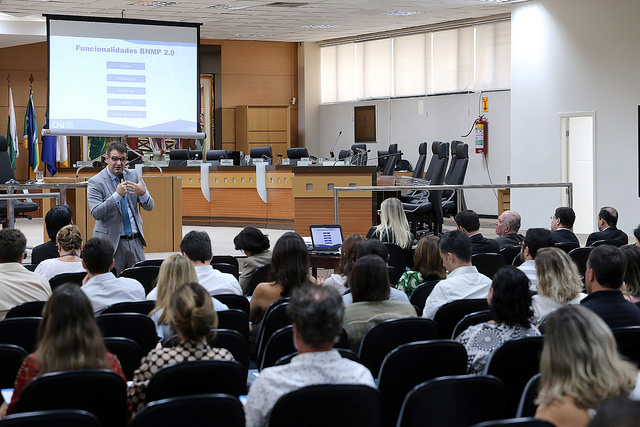 Ju00falio Ferreira de Andrade no treinamento do BNMP a juu00edzes e servidores do Espu00edrito Santo. FOTO: Luiz Silveira/Agu00eancia CNJ