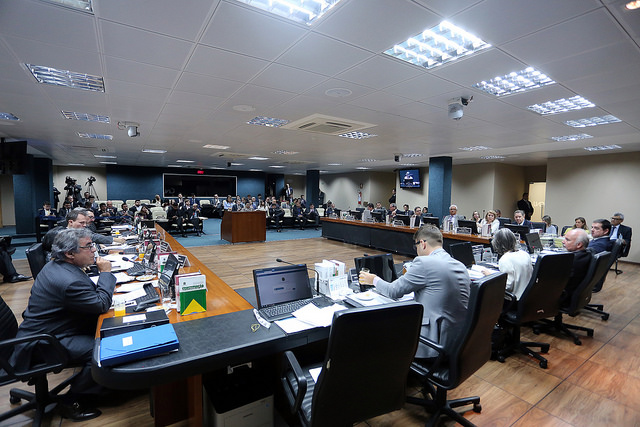 Você está visualizando atualmente Juízes promovidos de forma conjunta em 2017 podem ficar nos cargos