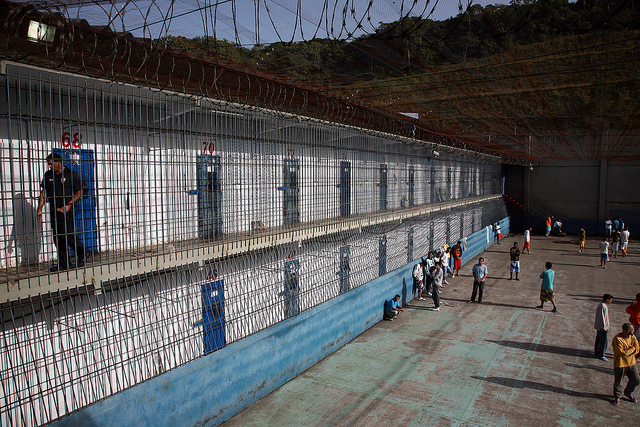 Você está visualizando atualmente População carcerária catarinense inserida no Cadastro de Presos