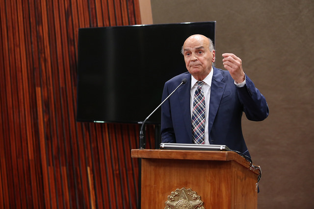 Você está visualizando atualmente Drauzio aos juízes: “Visitem as cadeias”