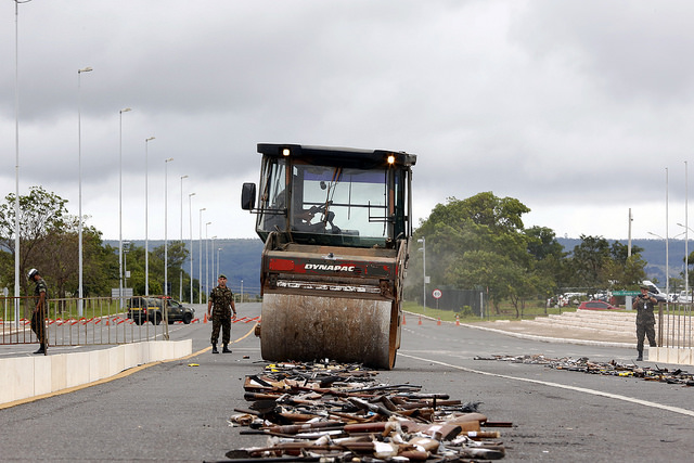 Mais de 180 mil armas ju00e1 foram destruu00eddas por foru00e7a do acordo entre Exu00e9rcito e CNJ. FOTO: Glu00e1ucio Dettmar/Agu00eancia CNJ