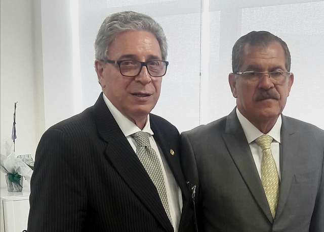 Você está visualizando atualmente Corregedor Nacional recebe visita do presidente da CNR