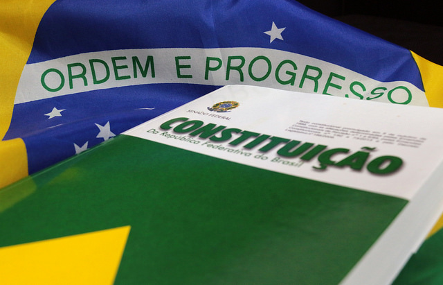 Você está visualizando atualmente Corregedor participa de evento do Ministério Público alusivo à Constituição