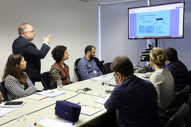 Você está visualizando atualmente CNJ discute soluções para sistema carcerário com sociedade civil