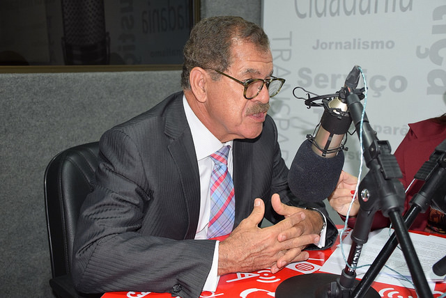 Você está visualizando atualmente Corregedor participa de programa de rádio e fala de ações da corregedoria