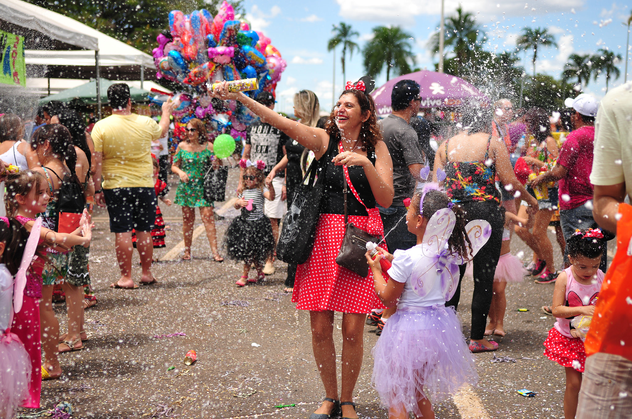 Os pais devem estar atentos u00e0 faixa etu00e1ria permitidas pelos tribunais para a participau00e7u00e3o de crianu00e7as nas festas de carvanal - Foto: Pedro Ventura/Agu00eancia Brasu00edlia