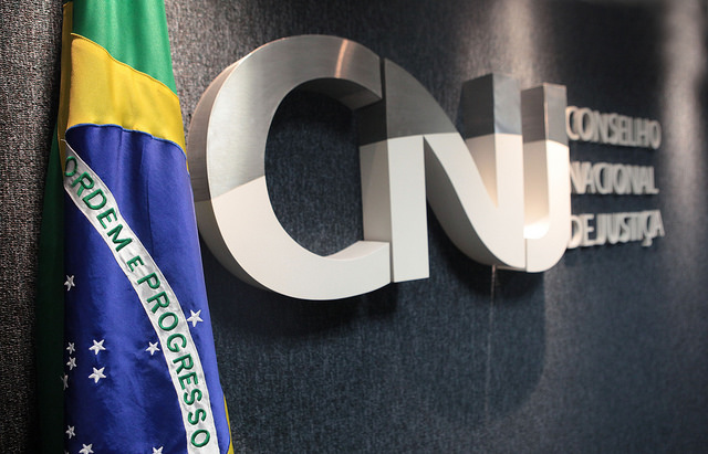 Você está visualizando atualmente Questão jurisdicional não pode ser apreciada por via correcional