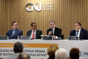 Foto do ministro Dias Toffoli na abertura do seminário internacional