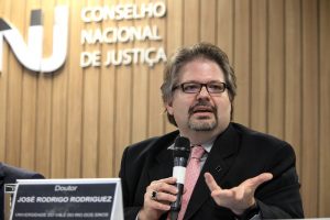 Foto do pesquisador do Cebrap, coordenador do Núcleo Direito e Democracia e professor do Programa de Mestrado e Doutorado da Unisinos, José Rodrigo Rodriguez