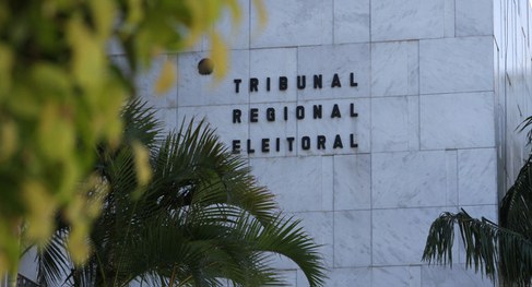 Leia mais sobre o artigo Tribunal eleitoral gaúcho regulamenta o regime de teletrabalho