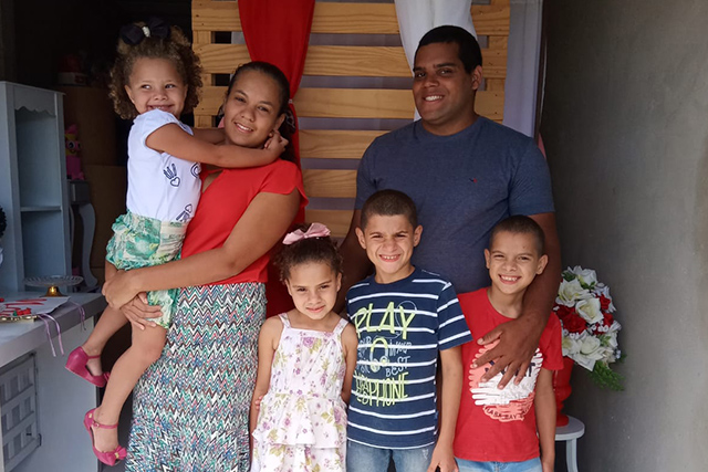 Você está visualizando atualmente A história de quatro irmãos de Palmares (PE) que conquistaram uma nova família