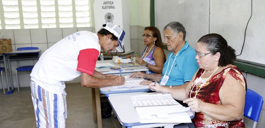 Você está visualizando atualmente Eleições 2020: Justiça Eleitoral no Ceará vai convocar mesários por meio eletrônico