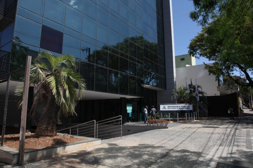 Você está visualizando atualmente Defensoria mineira prioriza soluções extrajudiciais para garantir direito à saúde