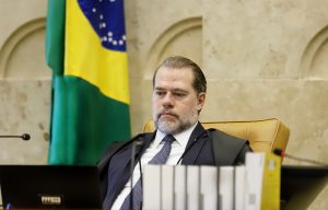 Foto do presidente do STF e do CNJ, Dias Toffoli, durante sessão plenária do Supremo Tribunal Federal, em 6 de agosto de 2020.