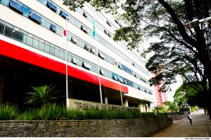 Foto da fachada da sede do Tribunal de Justiça de Minas Gerais (TJMG), em Belo Horizonte (MG)