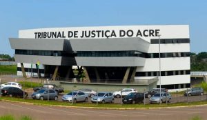 Foto da fachada do Tribunal de Justiça do Acre (TJAC), em Rio Branco (AC)