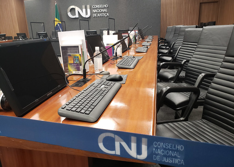 Você está visualizando atualmente CNJ realiza 325ª Sessão Ordinária com posse de conselheiro