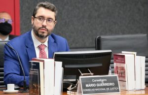 Foto do conselheiro Mário Guerreiro, em sessão no CNJ.