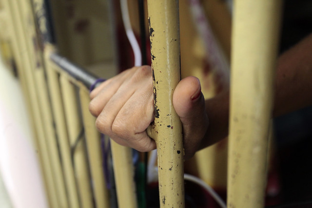 Você está visualizando atualmente Covid-19: registro de novos casos em prisões tem maior alta desde julho