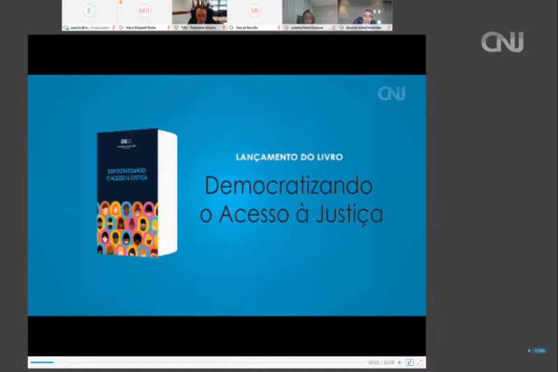Você está visualizando atualmente Publicação reúne propostas para ampliação do acesso à Justiça