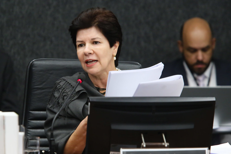 Foto da conselheira Ivana Farina, durante a 303ª Sessão Ordinária do CNJ, em 4 de fevereiro de 2020.