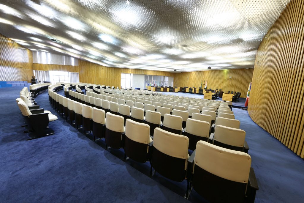 Foto da sala plenária do Tribunal Superior do Trabalho (TST), em Brasília (DF).