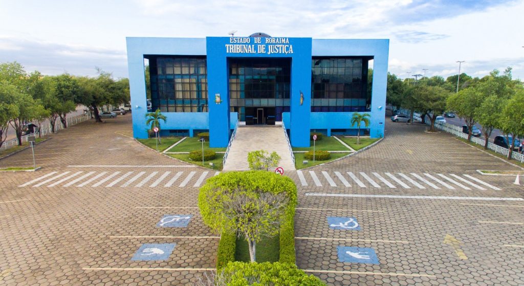 Foto da fachada da sede do Tribunal de Justiça de Roraima (TJRR), em Boa Vista (RR)