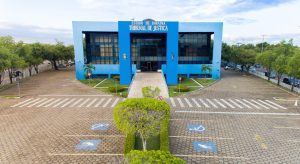 Foto da fachada da sede do Tribunal de Justiça de Roraima (TJRR), em Boa Vista (RR)