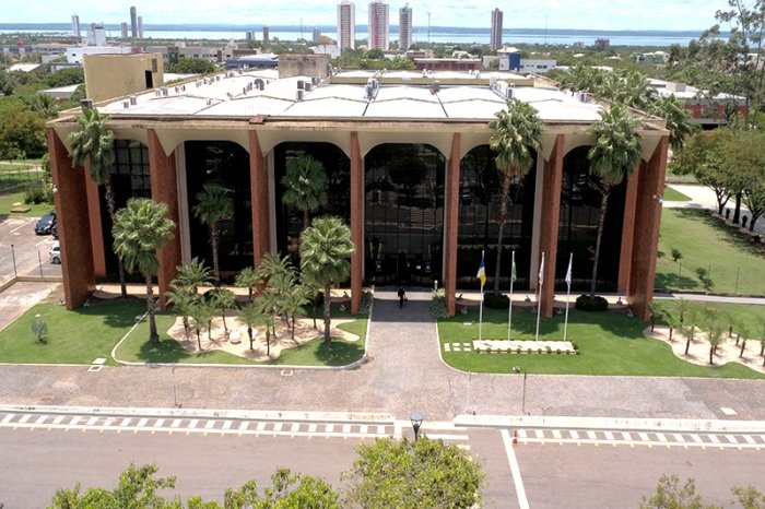 Foto da fachada da sede do Tribunal de Justiça do Tocantins (TJTO), em Palmas (TO)