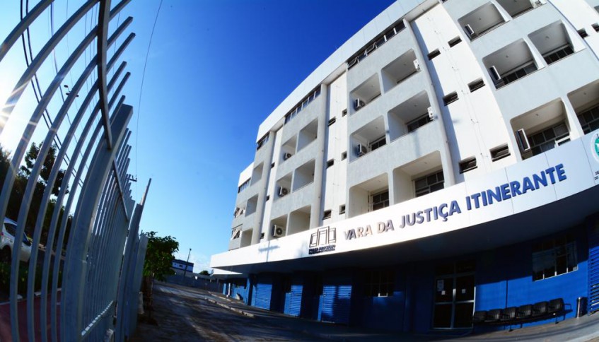 Você está visualizando atualmente Vara da Justiça Itinerante: Uma história de cidadania e dedicação