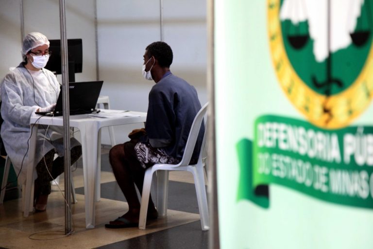 Você está visualizando atualmente Projeto atendeu quase 8 mil pessoas em situação de rua em Belo Horizonte (MG)