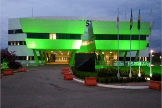 You are currently viewing 24 horas pelo Glaucoma: Sede do Tribunal de Acre é iluminada de verde