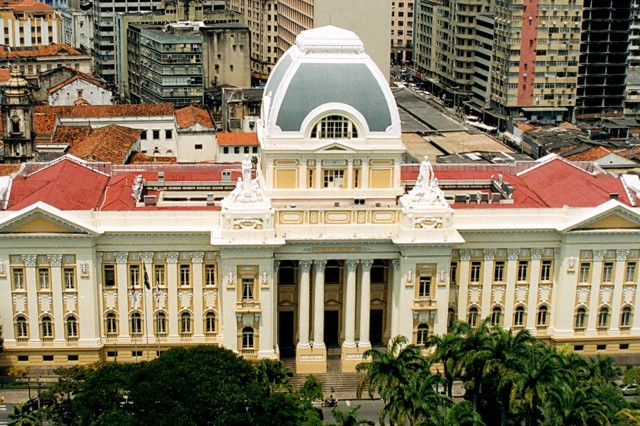 Vista aérea da sede do Tribunal de Justiça de Pernambuco (TJPE), em Recife (PE).