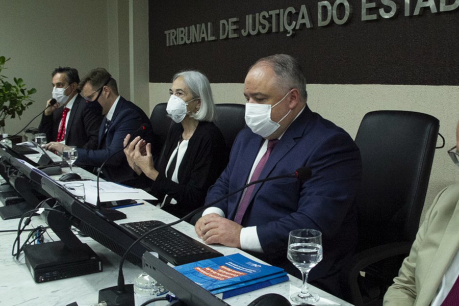 Leia mais sobre o artigo Tribunal do Ceará recebe treinamento para uso de sistemas da Justiça criminal
