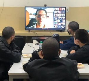 Itamar Vieira Júnior, autor de Torto Arado, participou de live com os jovens do Centro de Socioeducação de Londrina II - Foto: Divulgação