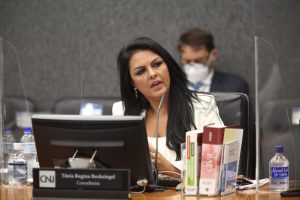 Read more about the article Plenário aprova criação de Ouvidoria Nacional da Mulher