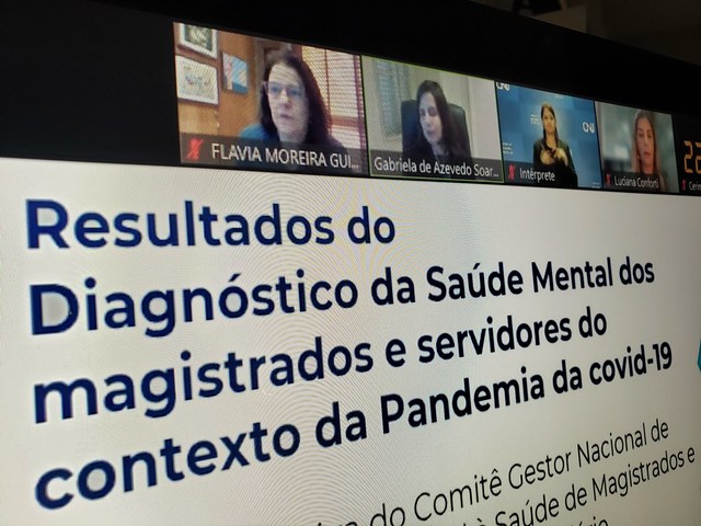 Você está visualizando atualmente Força de trabalho do Judiciário está vacinada e relata aumento de atividades na pandemia