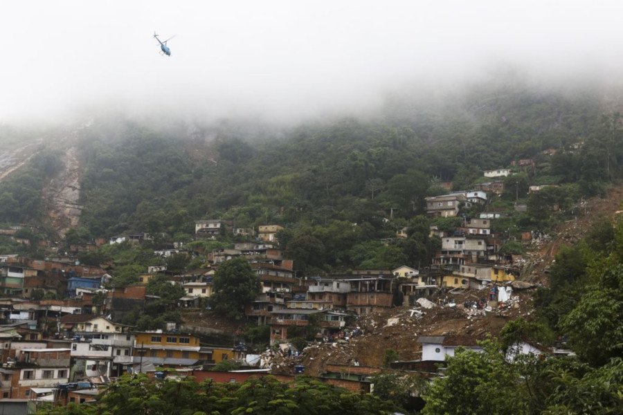 Foto mostra visão aérea da região afetada pelas chuvas em Petrópolis (RJ).