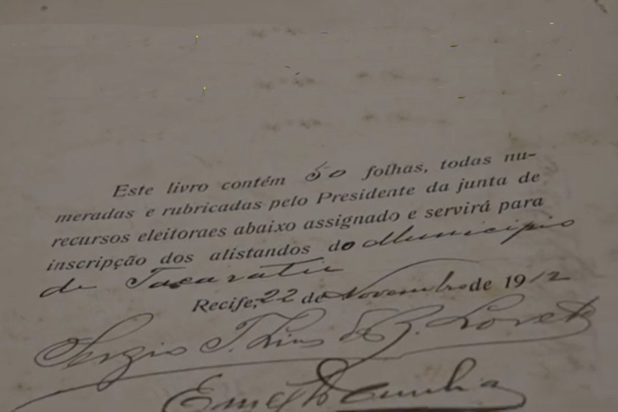 Você está visualizando atualmente Parceria atua pela preservação de documentos históricos em Pernambuco