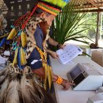 Projeto multilíngue leva cidadania e democracia à aldeia indígena em MT