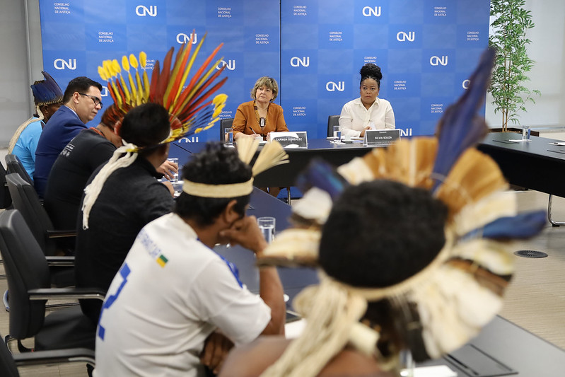 Reunião na sede do CNJ com representantes de lideranças indígenas