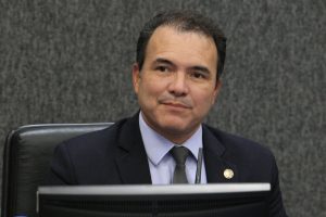 Foto do conselheiro Marcio Luiz Freitas no Plenário do CNJ.