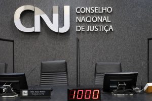 Read more about the article Ministra Rosa Weber preside primeira sessão plenária no CNJ