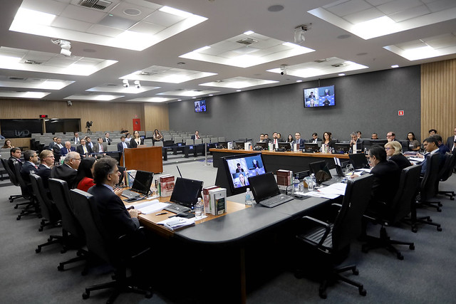 Você está visualizando atualmente CNJ mantém decisão que impediu candidato branco em vaga de cotista no Rio de Janeiro