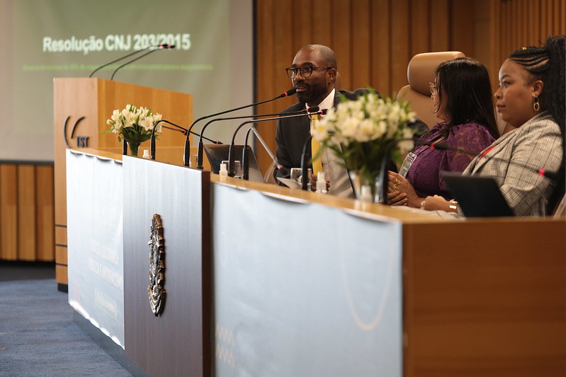 Você está visualizando atualmente Composição das instituições ainda não reflete diversidade social