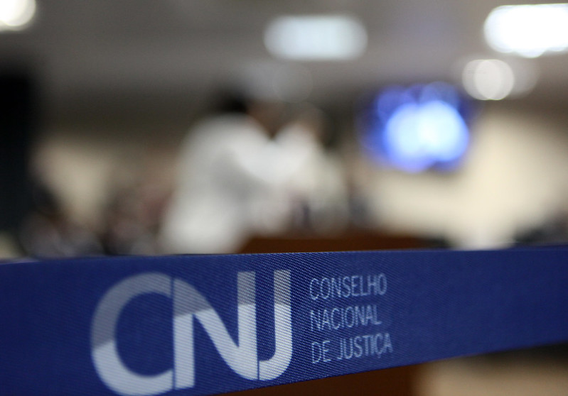 Você está visualizando atualmente Em revisão disciplinar, CNJ aplica pena de remoção compulsória a magistrado do Piauí