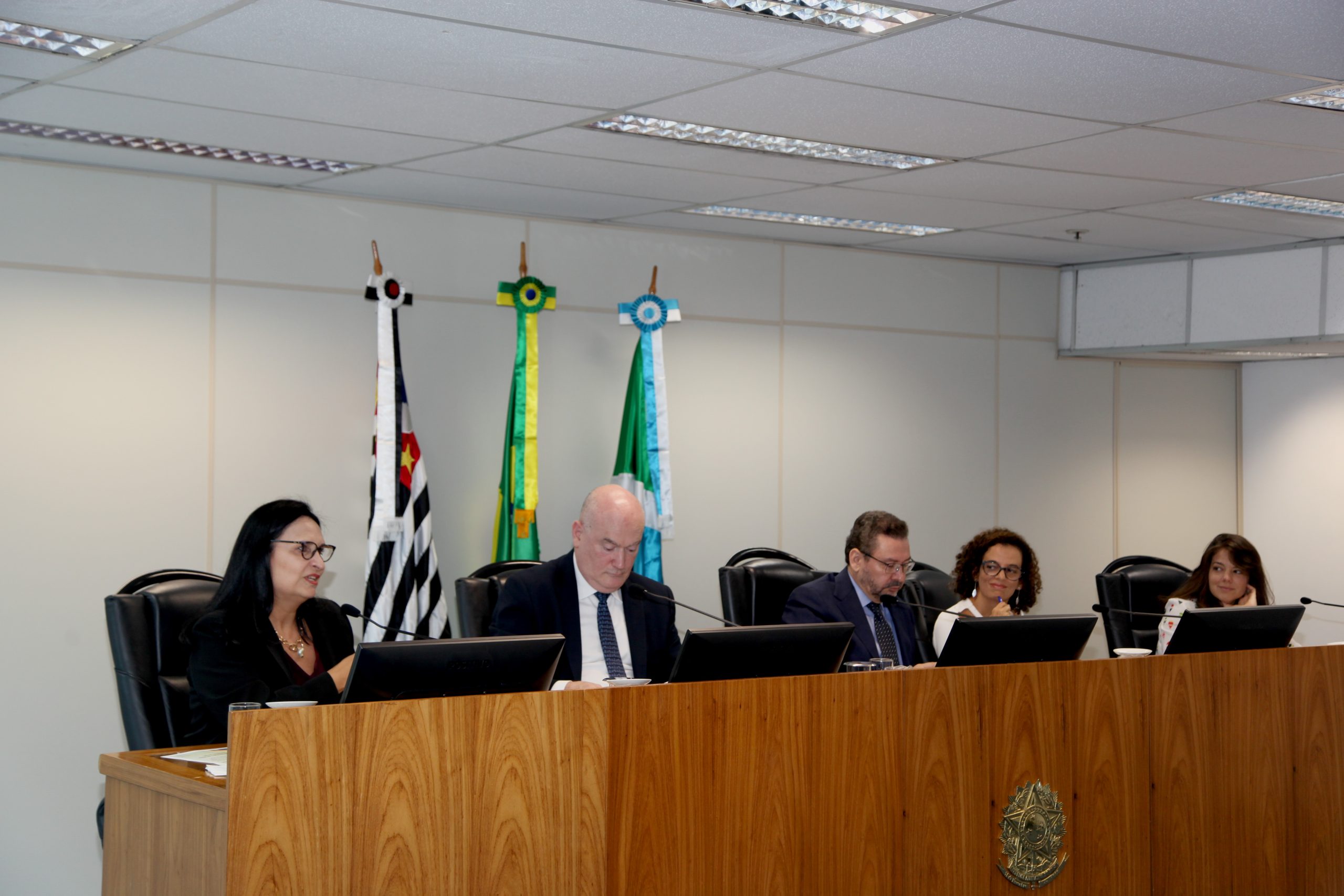 Você está visualizando atualmente Justiça Federal da 3ª Região debate sobre assédio moral e sexual e discriminação